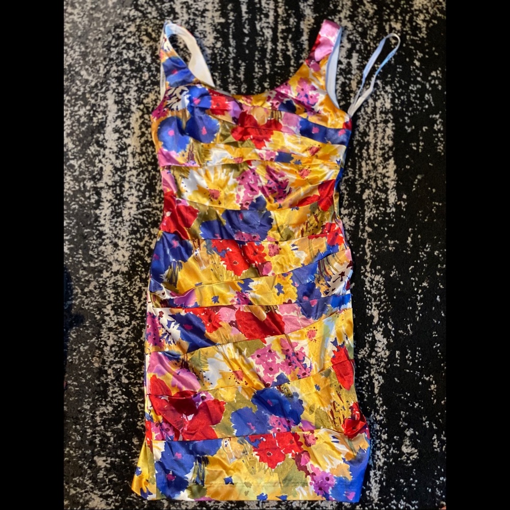 Beautiful bright floral dress, bisou bisou